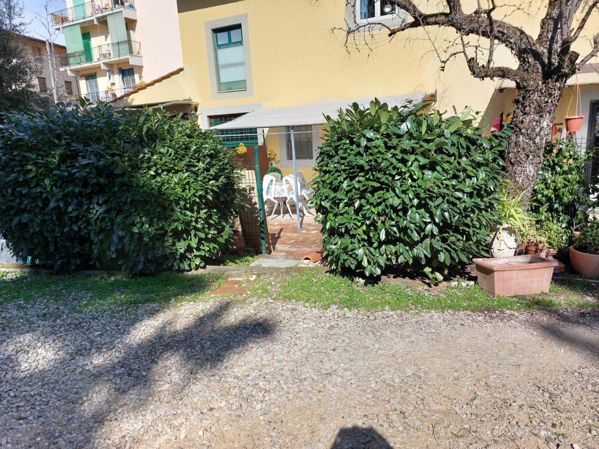 La Piccola Oasi Con Parcheggio Apartment Florence Luaran gambar
