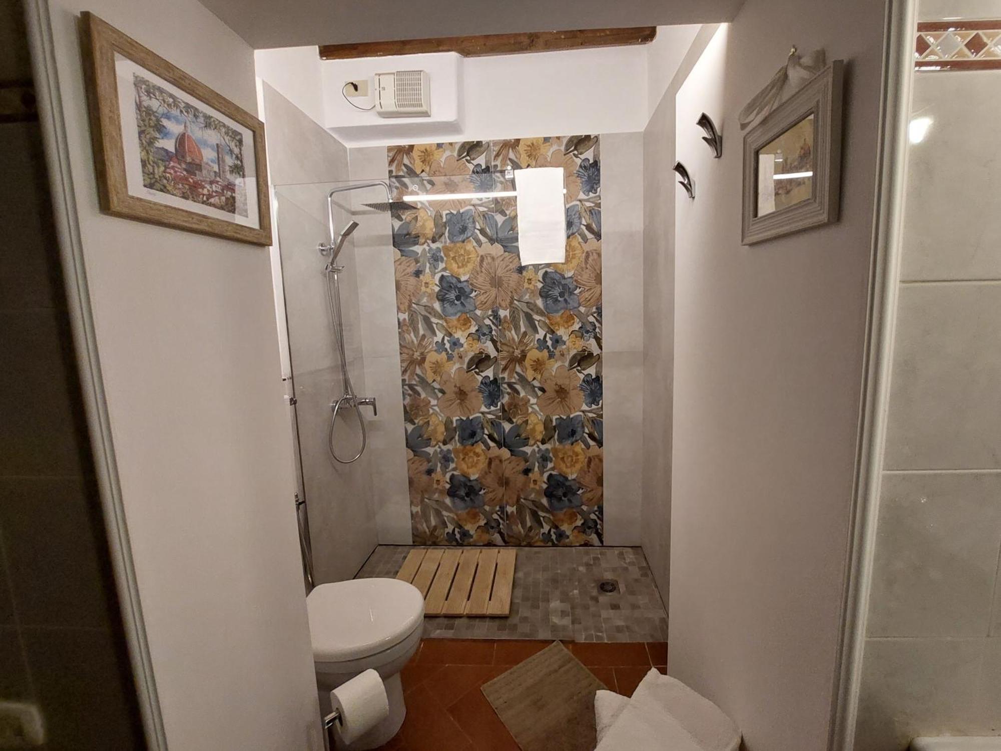 La Piccola Oasi Con Parcheggio Apartment Florence Luaran gambar